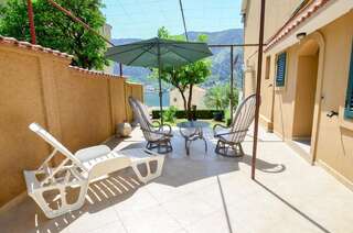 Апартаменты Apartmani Ćetković Котор Апартаменты с видом на сад и частичным видом на море-5